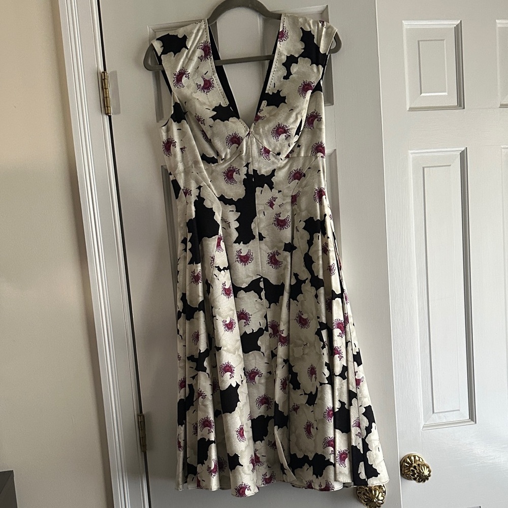 Peter Som Black and Cream Floral Midi Dress